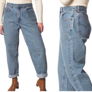 VTG Y2K 90s Retro Casual Levi’s Comfort Fit 560 Sz 38 x 32 Denim Light Med Wash